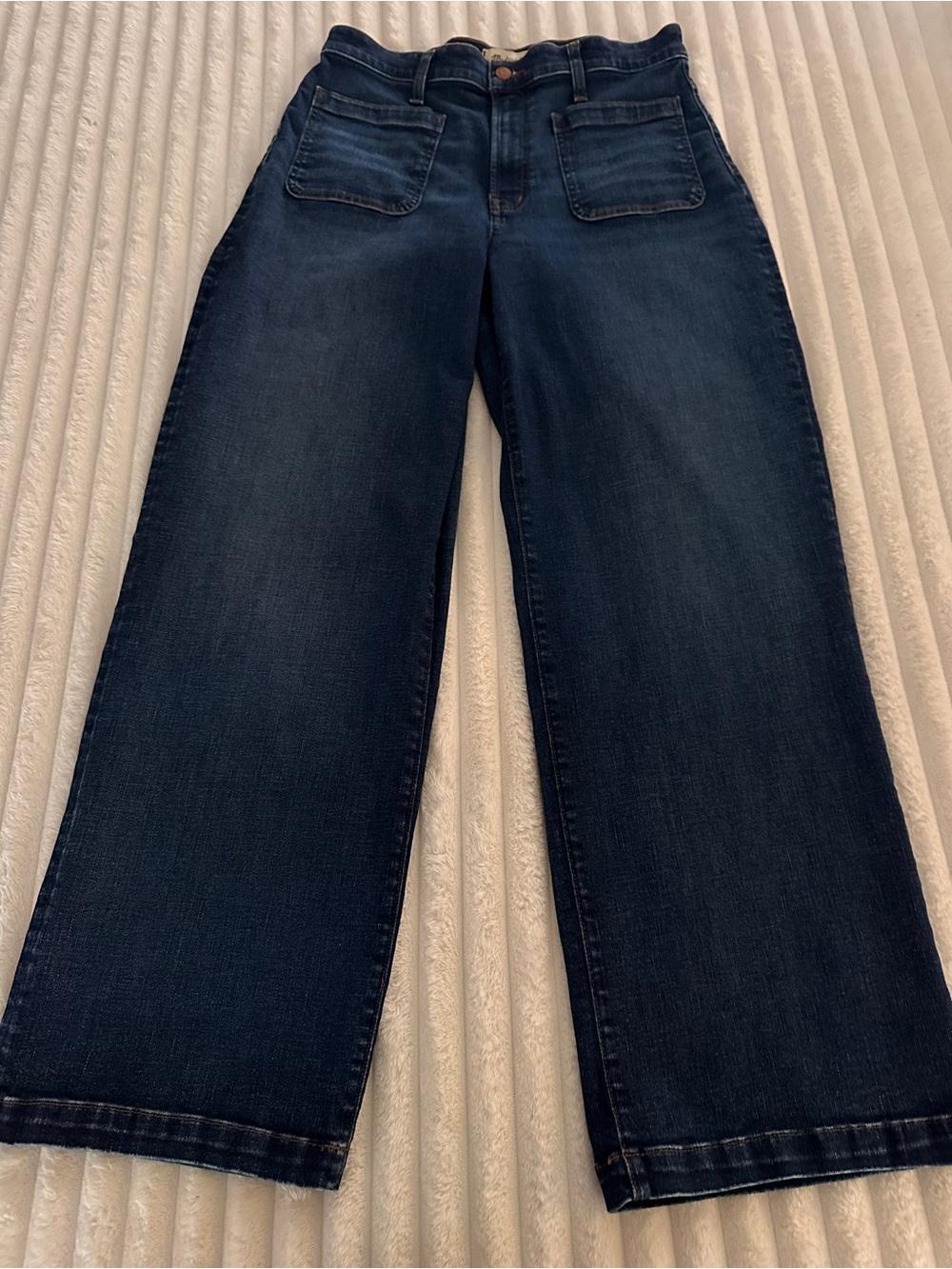 Madewell The Emmett Dark Blue Wide-Leg High-Rise Patch Pocket Jeans - Picture 3 of 11